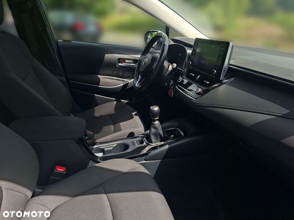 Toyota Corolla - 9