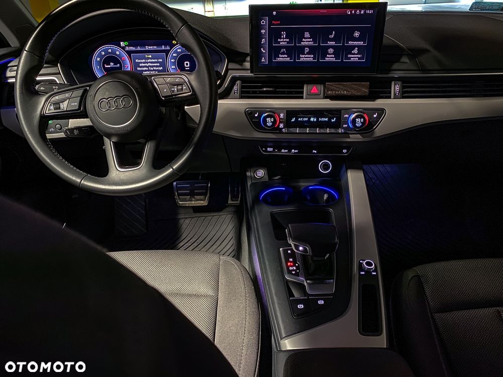 Audi A4 Limousine - 20