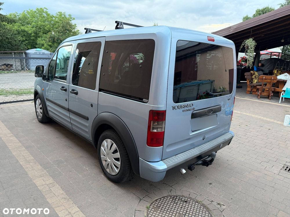Ford Tourneo Connect - 4