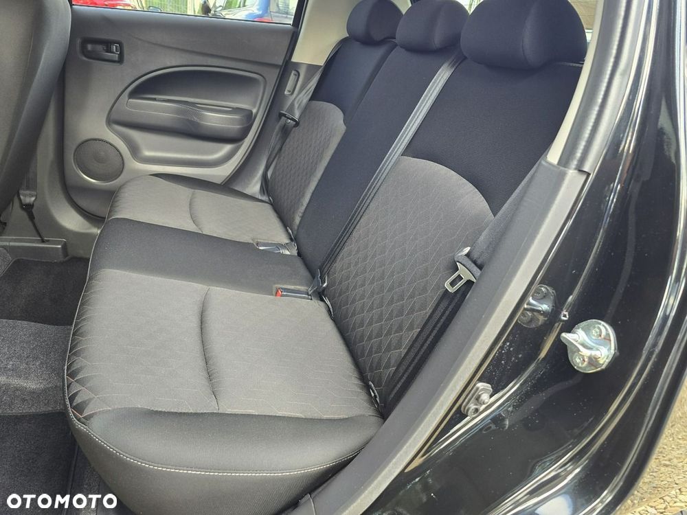 Mitsubishi Space Star - 11