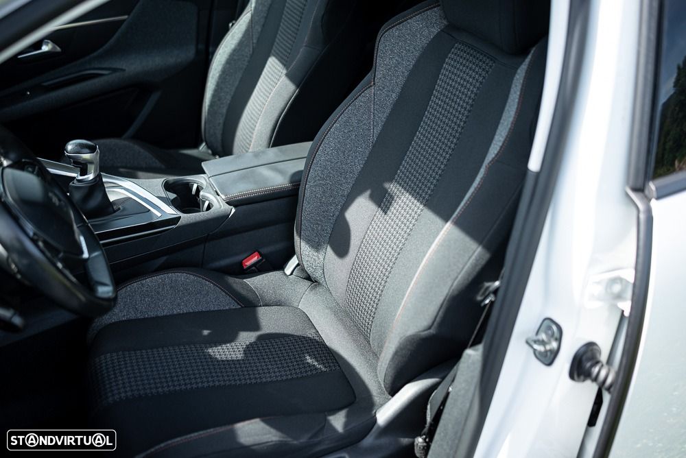 Peugeot 3008 1.5 BlueHDi Allure - 17