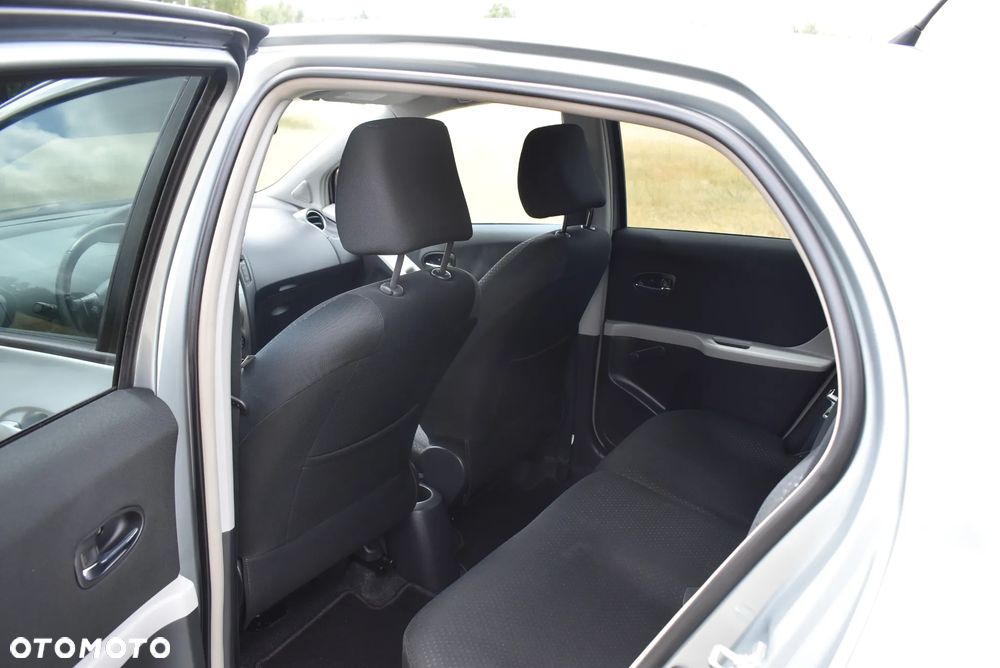 Toyota Yaris 1.33 VVT-i Life - 24