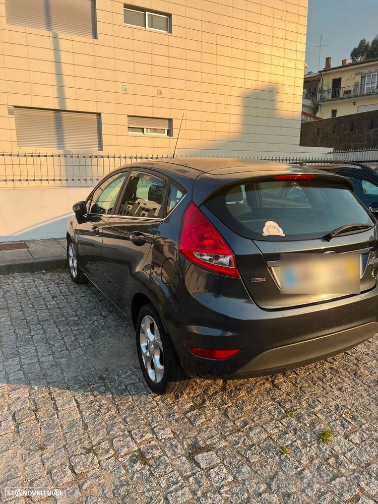 Ford Fiesta 1.4 TDCI Titanium - 2