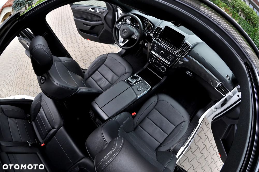 Mercedes-Benz GLE - 18