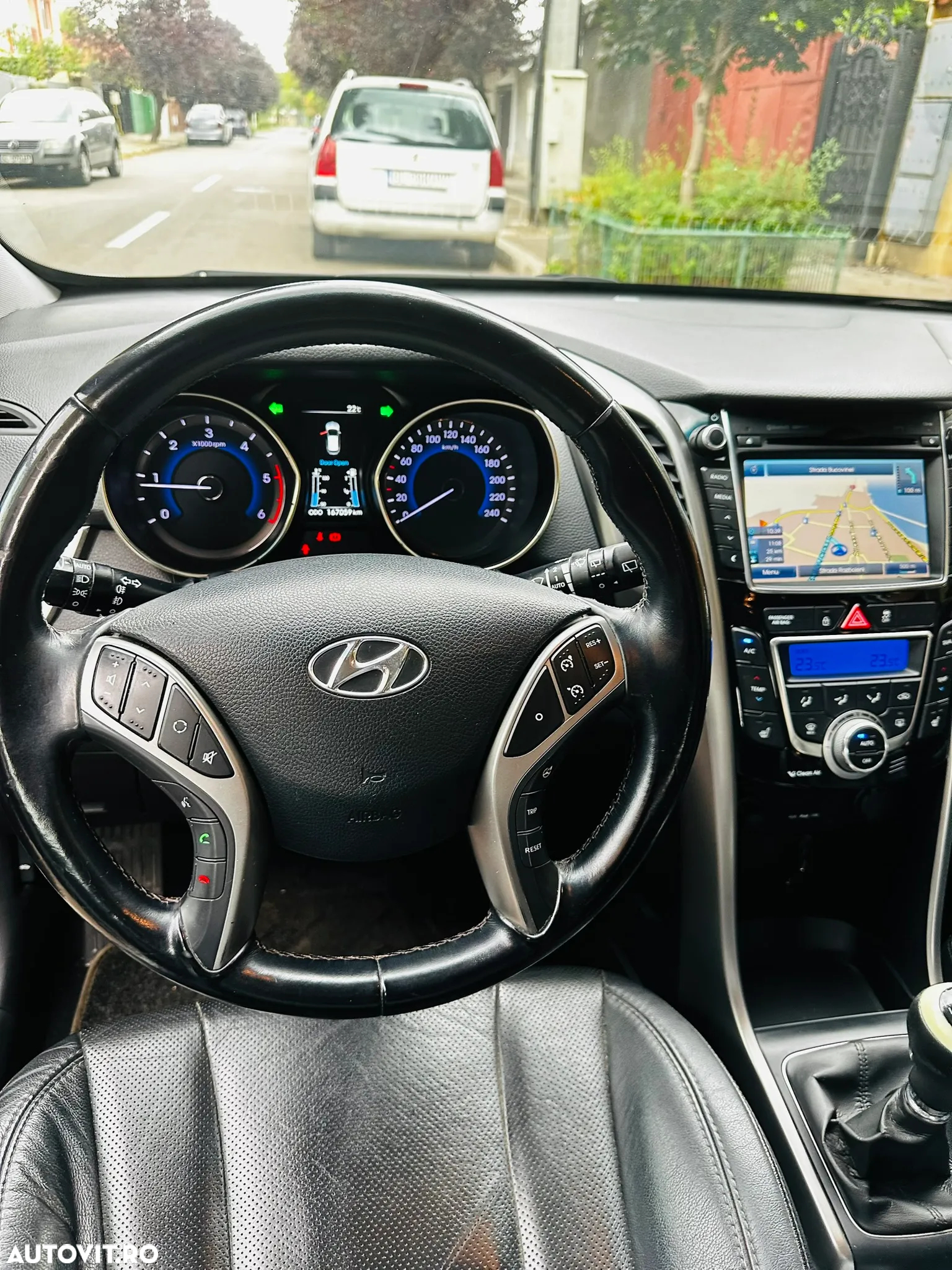 Hyundai i30 1.6 CRDI Premium - 13