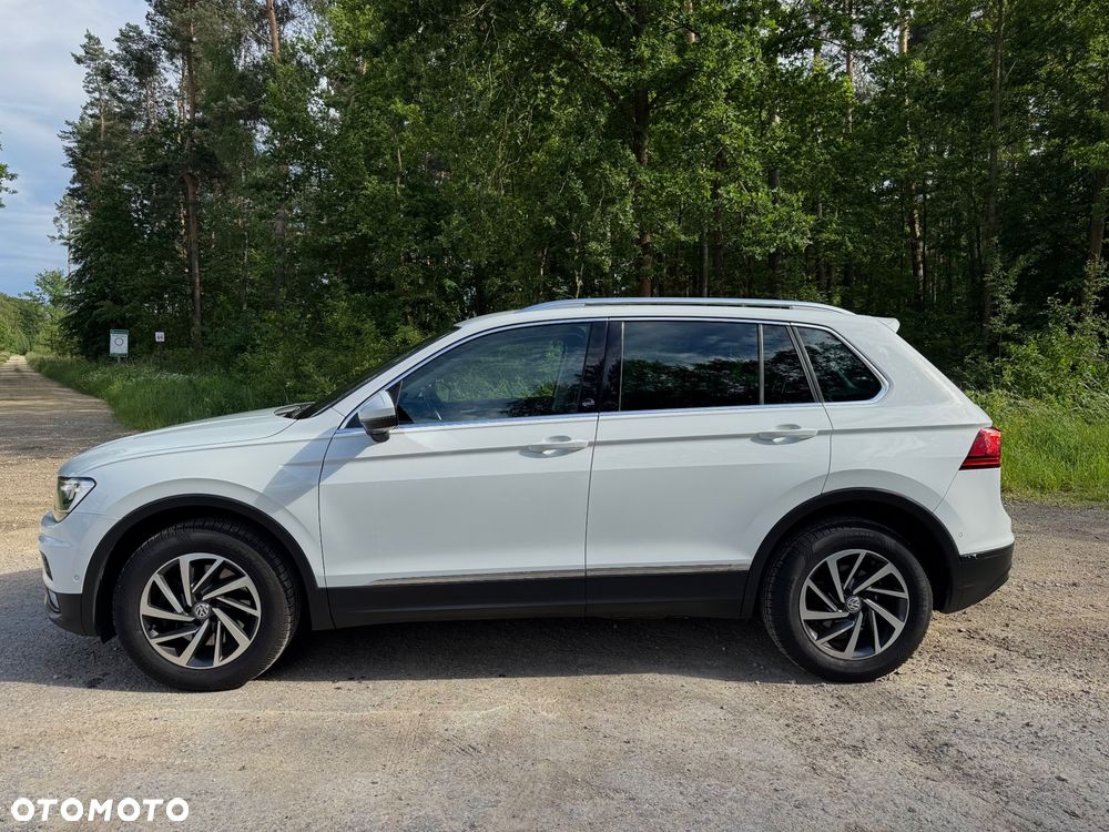 Volkswagen Tiguan 2.0 TDI SCR 4MOTION (BlueMotion Techn.) DSG Sound - 2