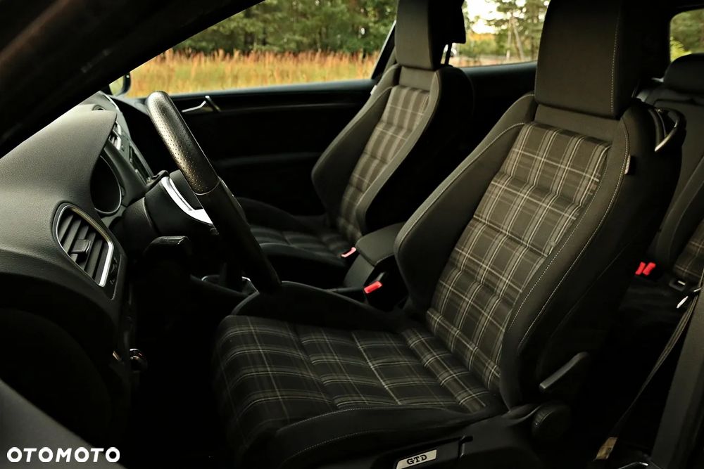 Volkswagen Golf 2.0 TDI DPF GTD - 28