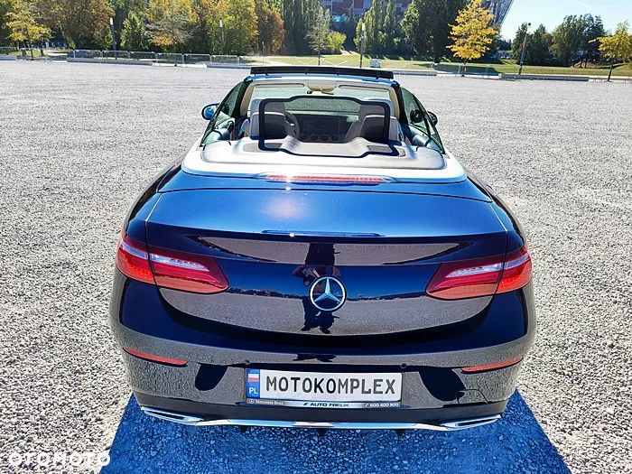 Mercedes-Benz Klasa E 220 d Kabriolet 4-Matic 9G-TRONIC - 11