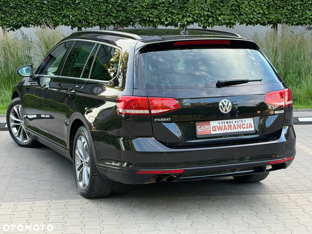 Volkswagen Passat 1.8 TSI (BlueMotion Technology) DSG Comfortline - 12