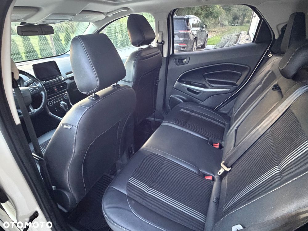 Ford EcoSport - 12