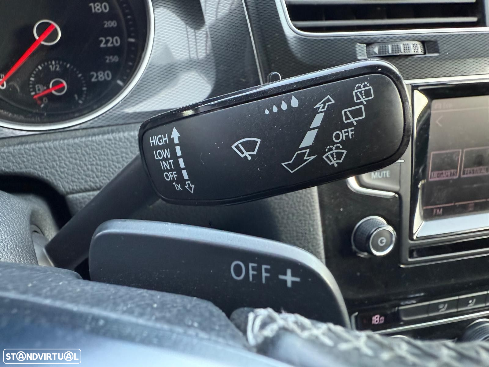 VW Golf 2.0 TDi GTD DSG - 34