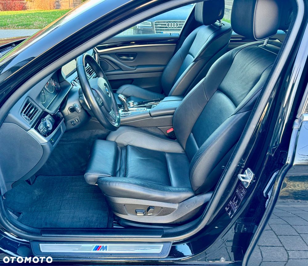 BMW Seria 5 535i Sport-Aut Modern Line - 11