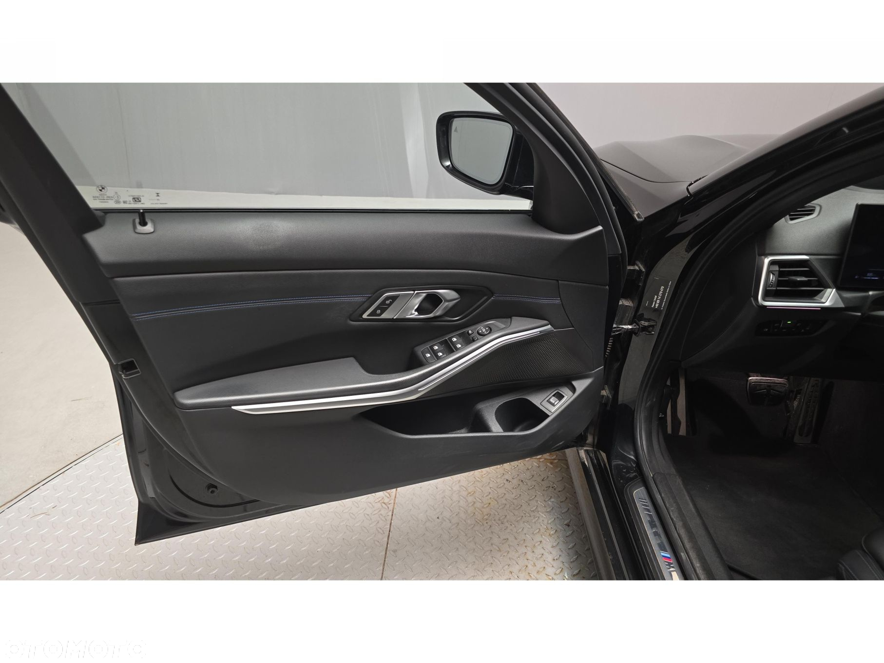 BMW Seria 3 - 17