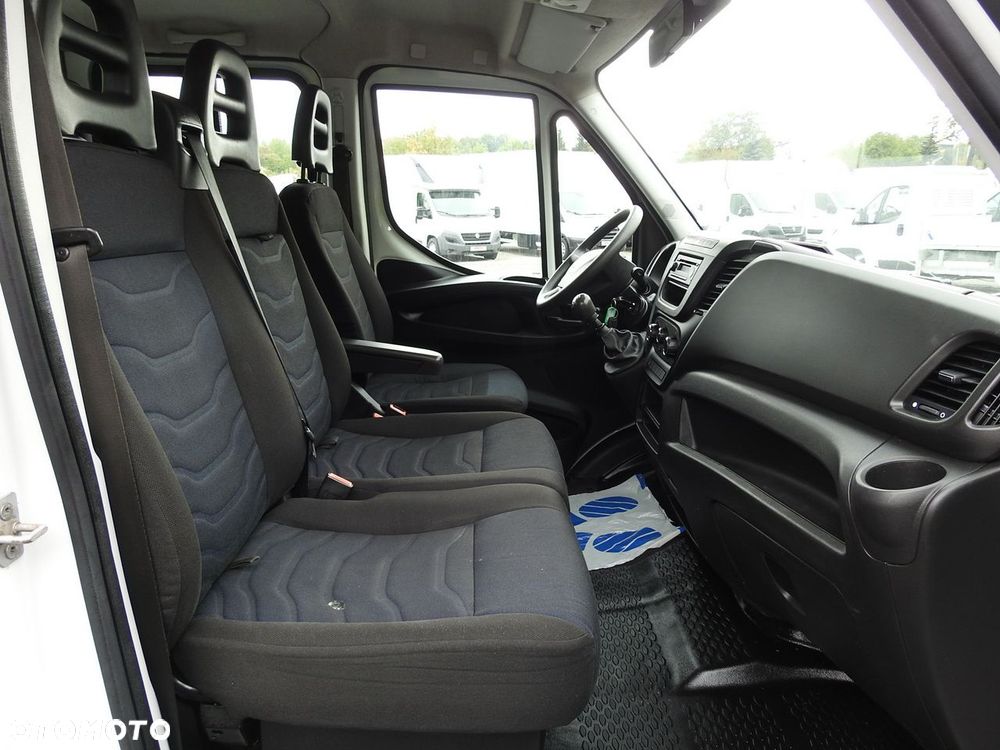 Iveco DAILY 35S15 SKRZYNIA PODWÓJNA KABINA DOKA 7 MIEJSC KLIMATYZACJA  150KM - 35