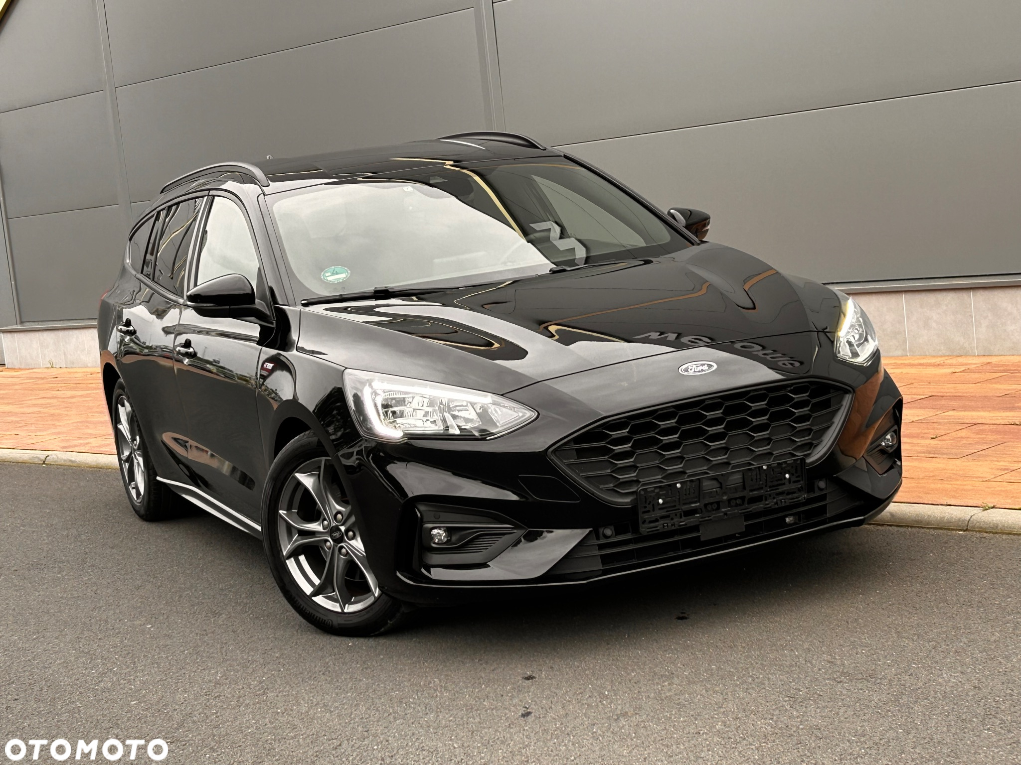 Ford Focus 1.5 EcoBlue Start-Stopp-System ST-LINE - 11
