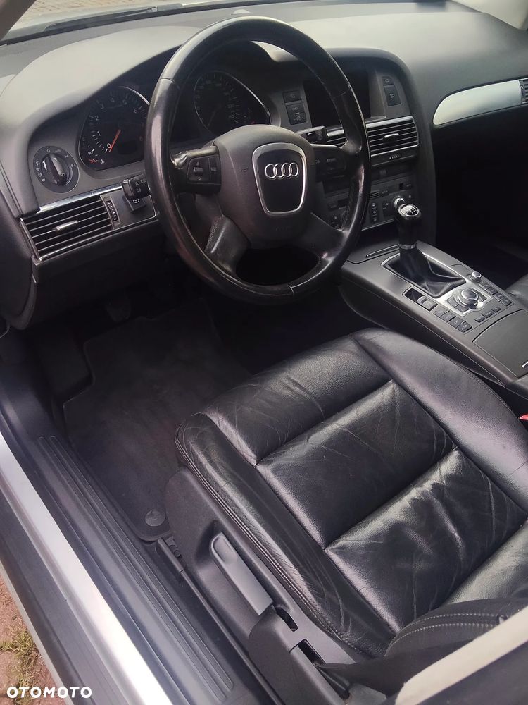 Audi A6 Limousine 2.4 - 16