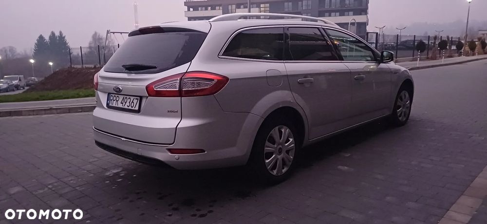 Ford Mondeo 2.0 TDCi Titanium - 11