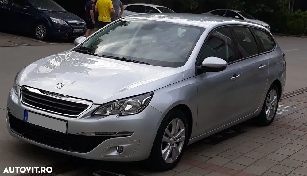 Peugeot 308 - 1