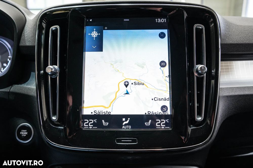 Volvo XC 40 T5 Twin Engine DKG Momentum Pro - 16