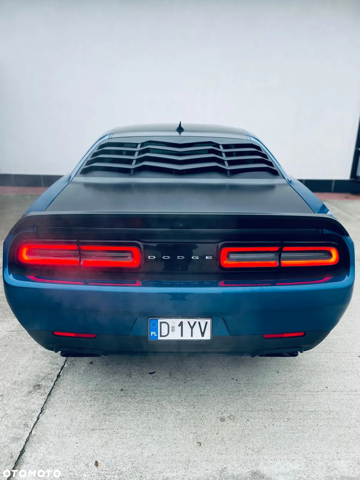 Dodge Challenger - 5