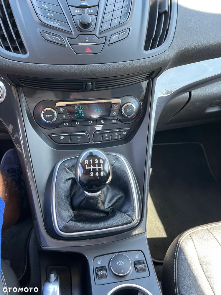 Ford Kuga - 8