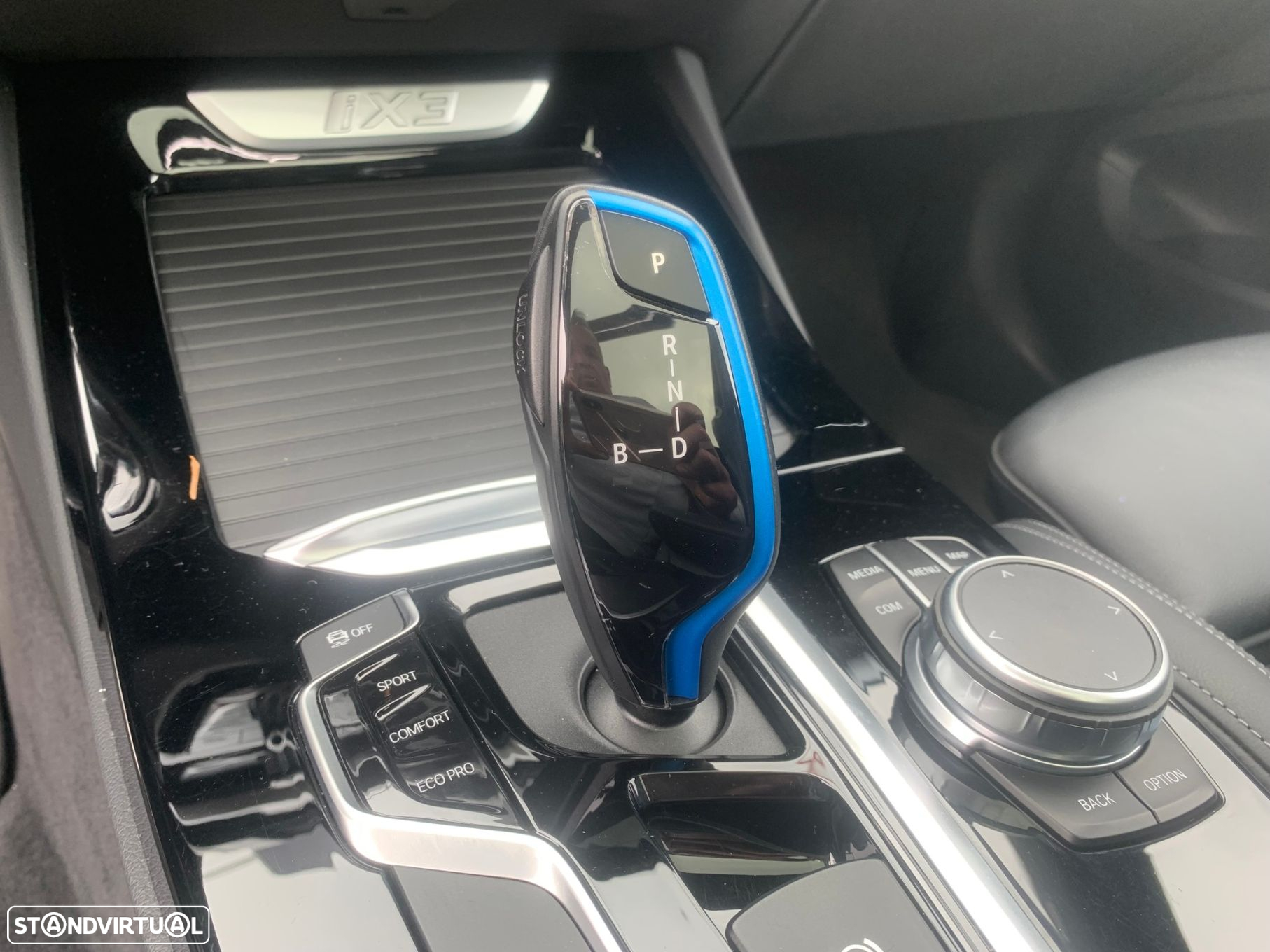BMW iX3 M Sport Inspiring - 36