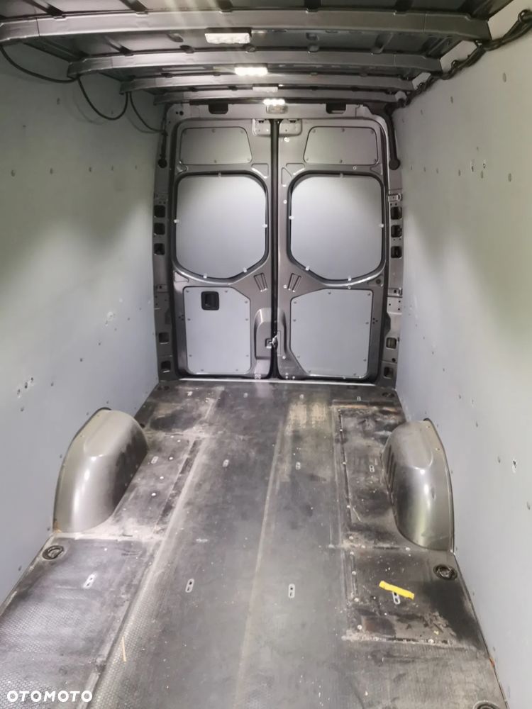 Mercedes-Benz Sprinter 2,0 319 CDI 4325 mm - 11