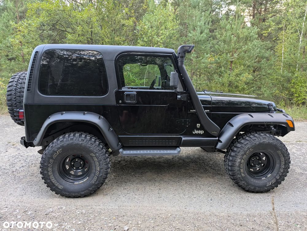 Jeep Wrangler - 1
