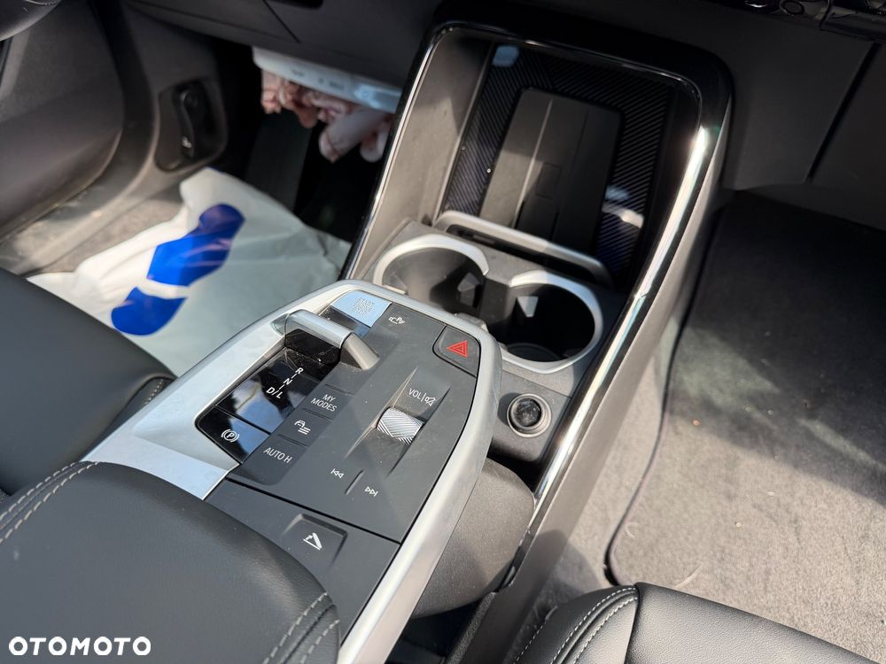 BMW X1 xDrive25i Advantage sport - 21