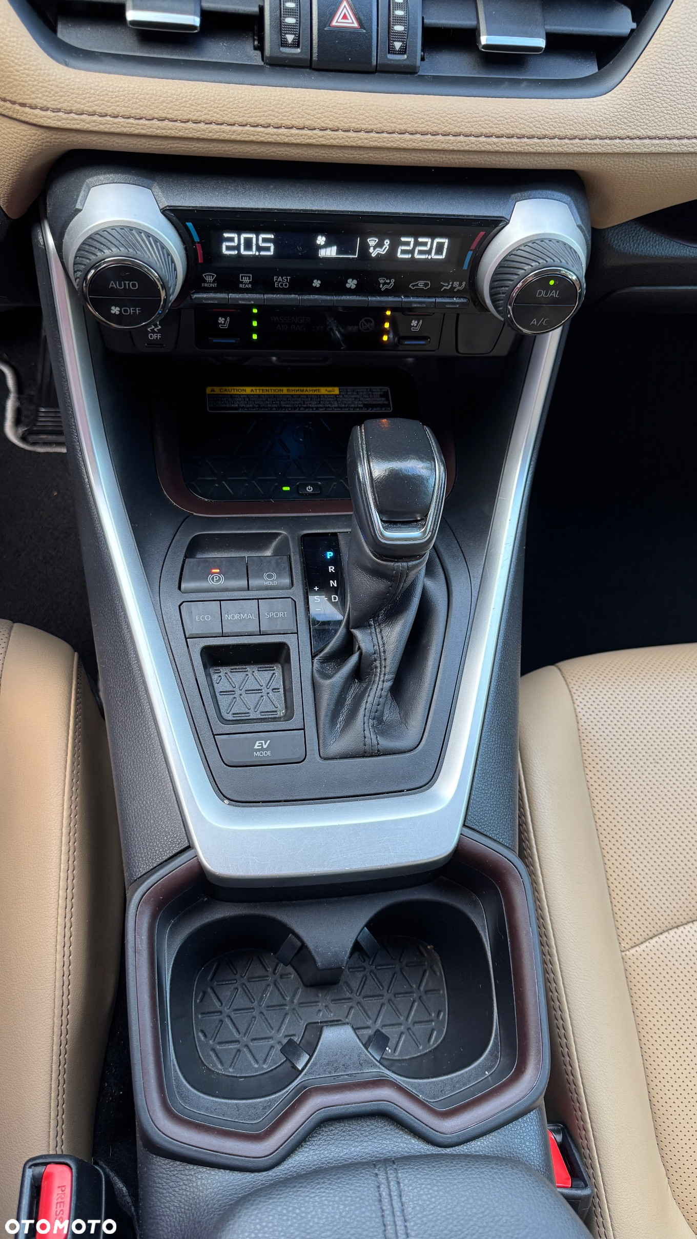 Toyota RAV4 - 26