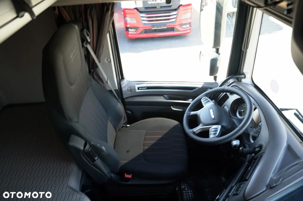 DAF XF 480 / FIRANKA 7,7 M / SSC / 6X2 / KLIMA POSTOJOWA / OŚ PODNOSZONA / - 25