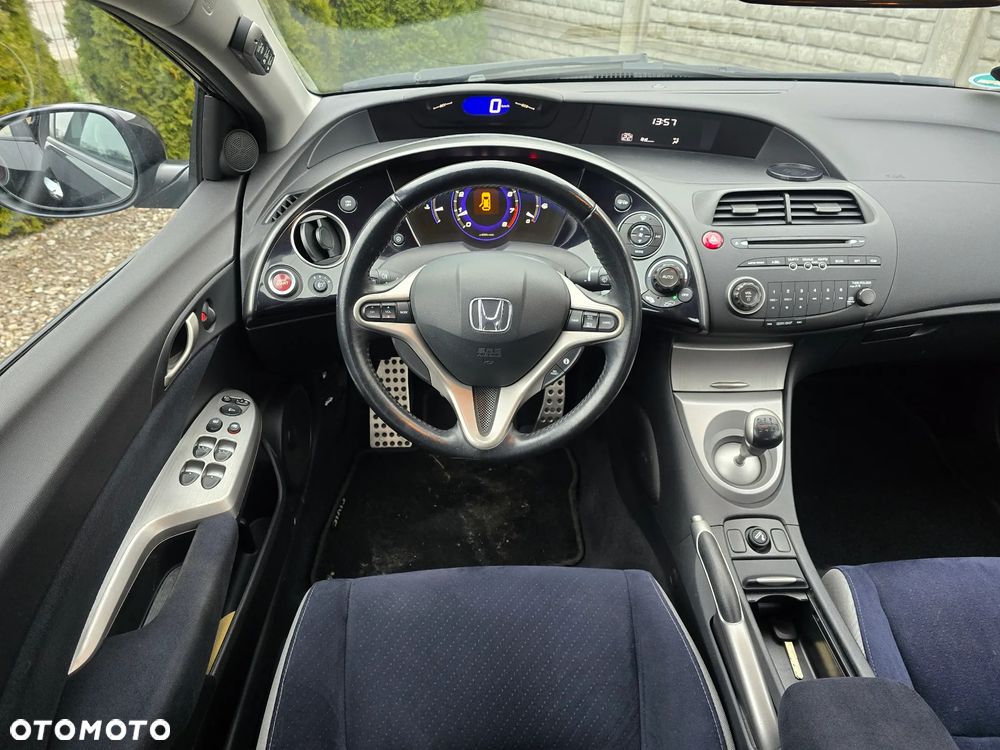 Honda Civic 1.8i-VTEC Sport - 21