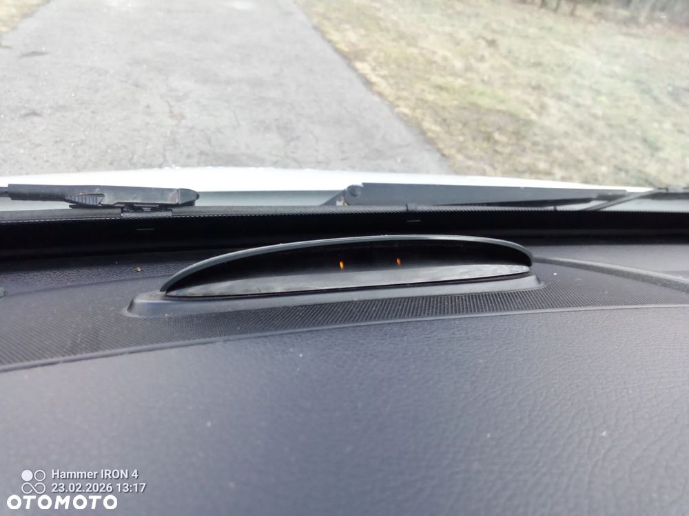 Mercedes-Benz Sprinter - 14