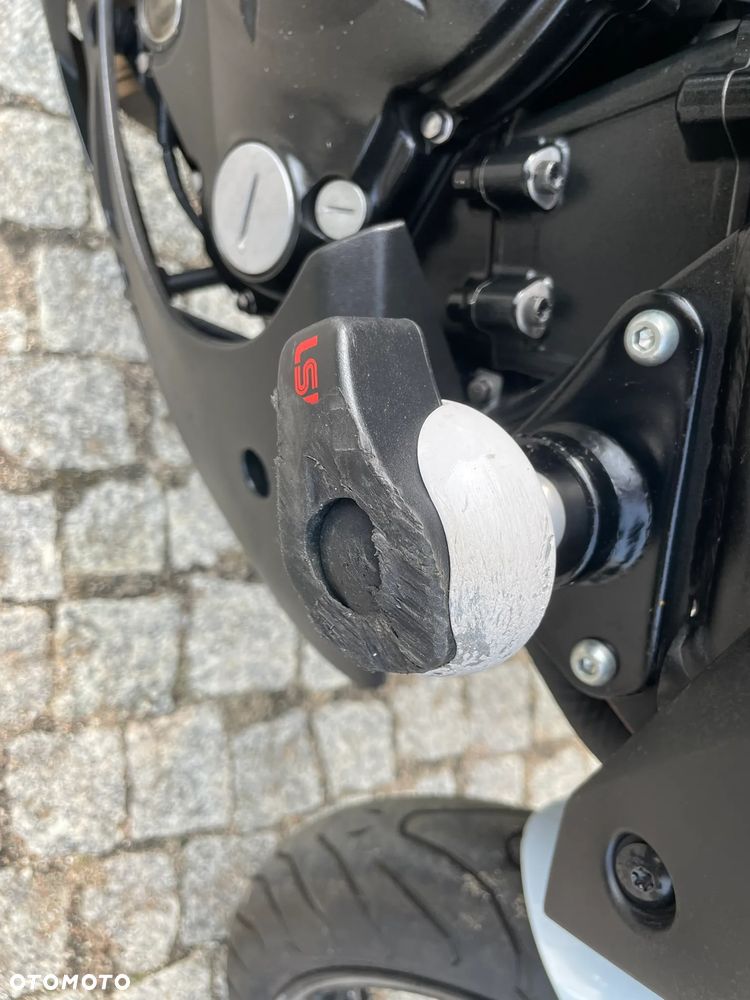 Kawasaki Versys 650 - 21