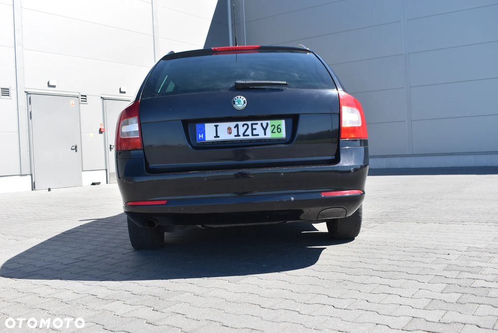 Skoda Octavia 2.0 TDI DPF DSG Ambition - 25