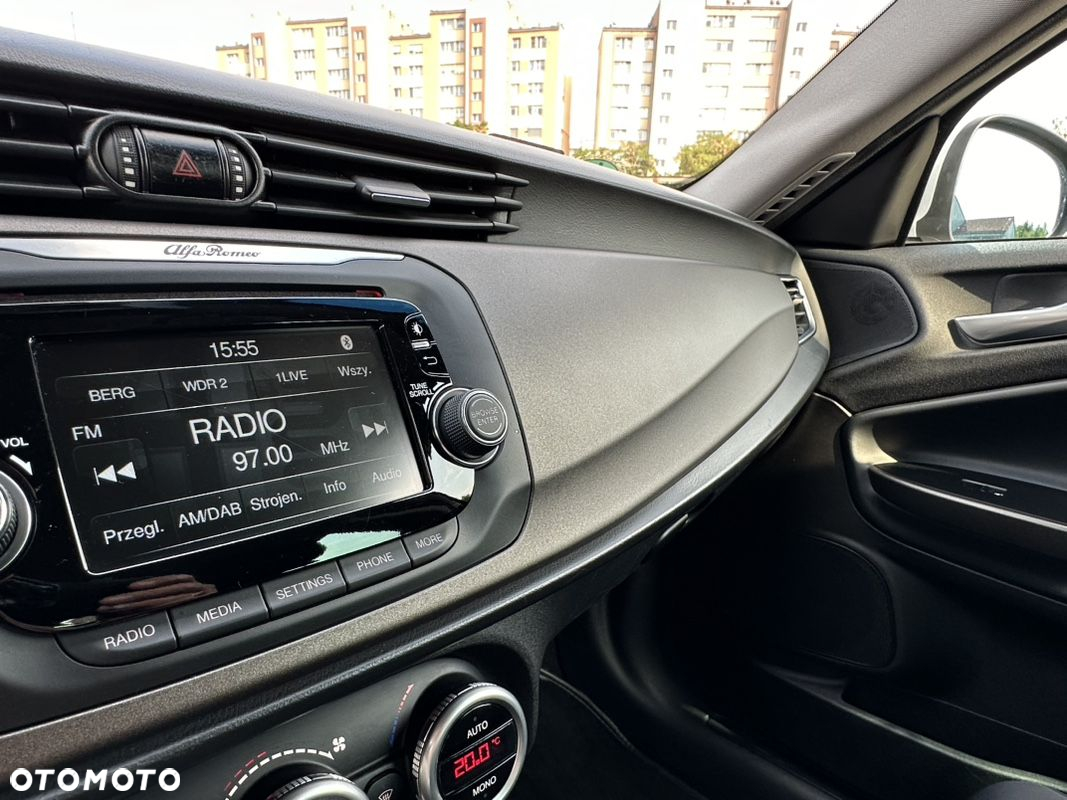 Alfa Romeo Giulietta 2.0 JTDM Distinctive - 31