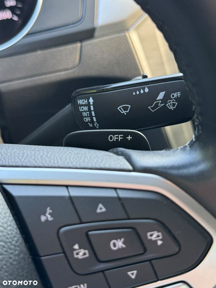 Volkswagen Passat - 19