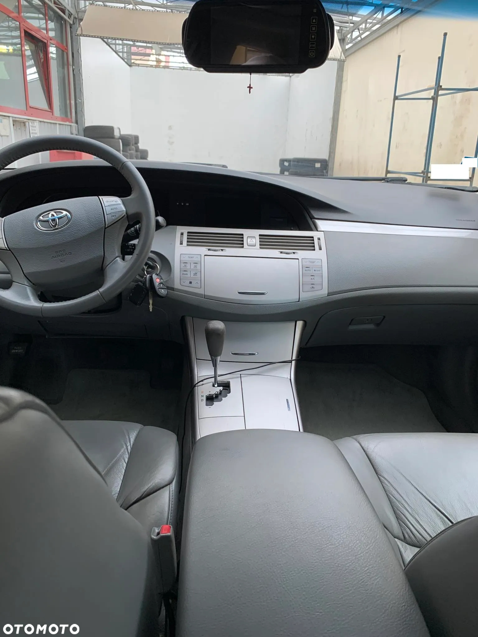 Toyota Avalon 3.5 XL - 22