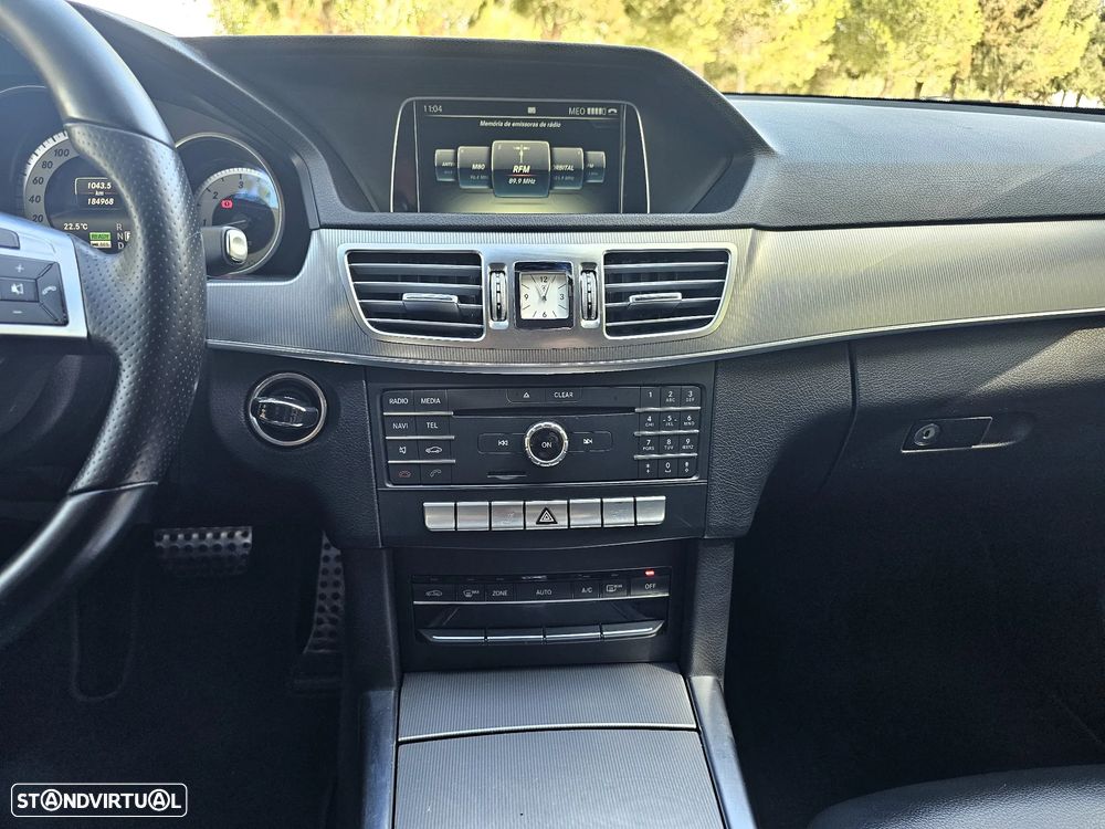 Mercedes-Benz E 300 - 21