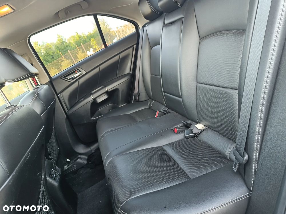 Suzuki Kizashi 2.4 4x4 CVT Sport - 7