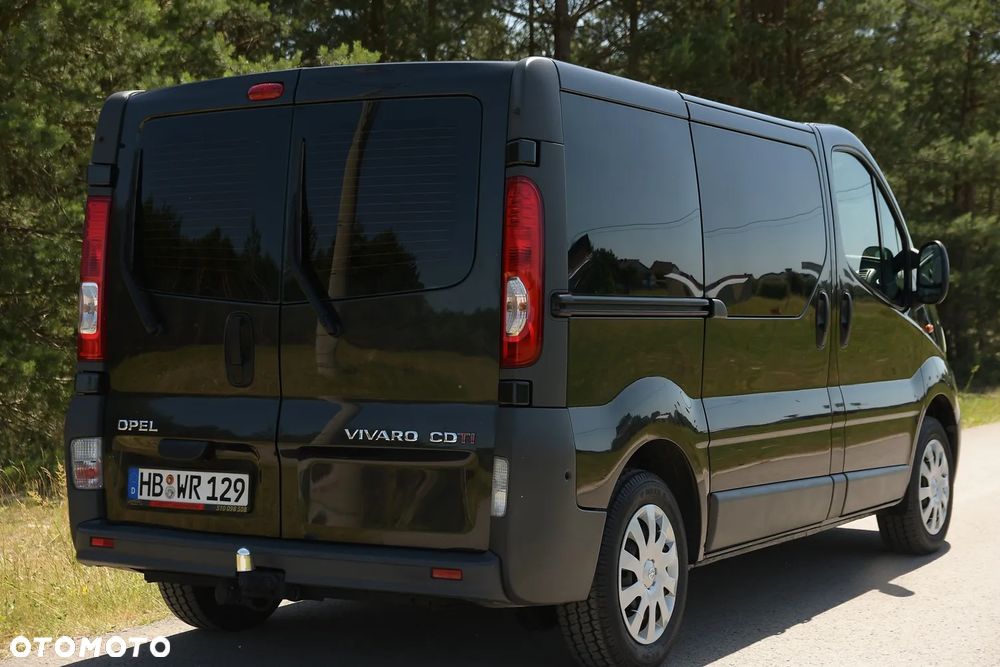 Opel Vivaro - 8
