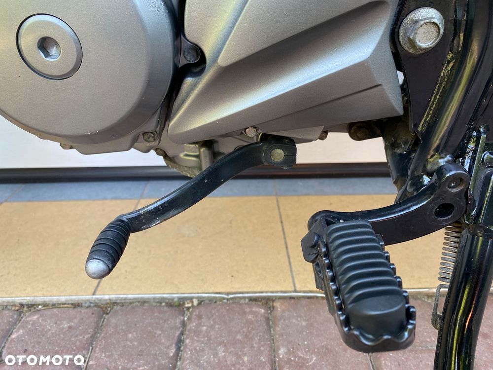 Suzuki DR - 17