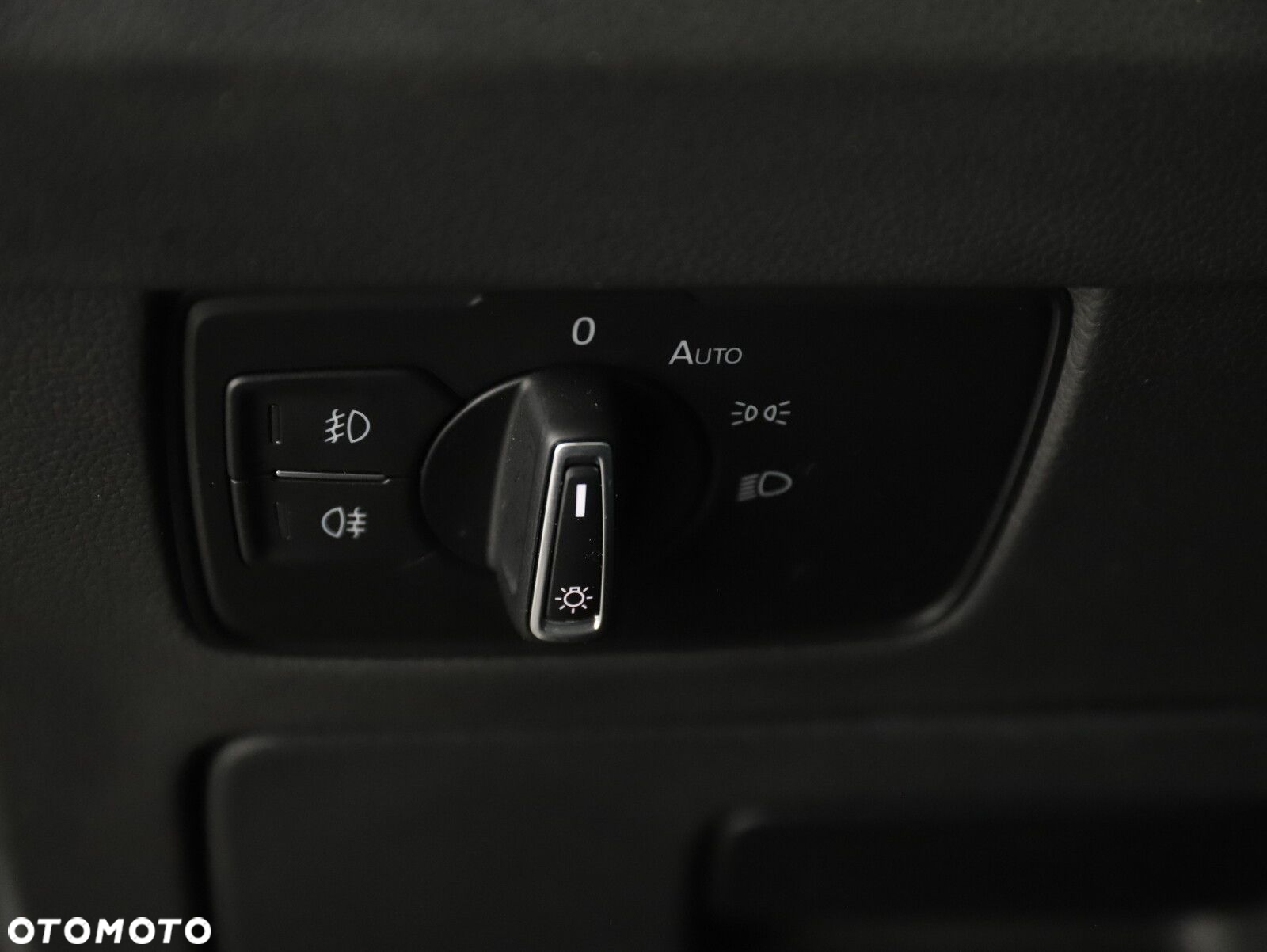 Volkswagen Passat - 17
