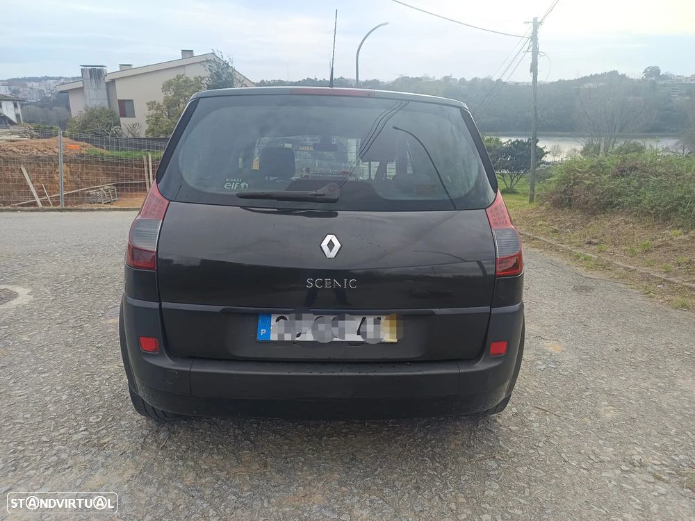 Renault Scénic 1.5 dCi Dynamique S - 9