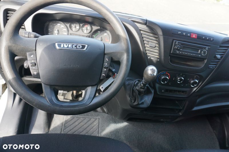 Iveco 35C13 doka brygadówka skrzynia wywrotka HDS - 8
