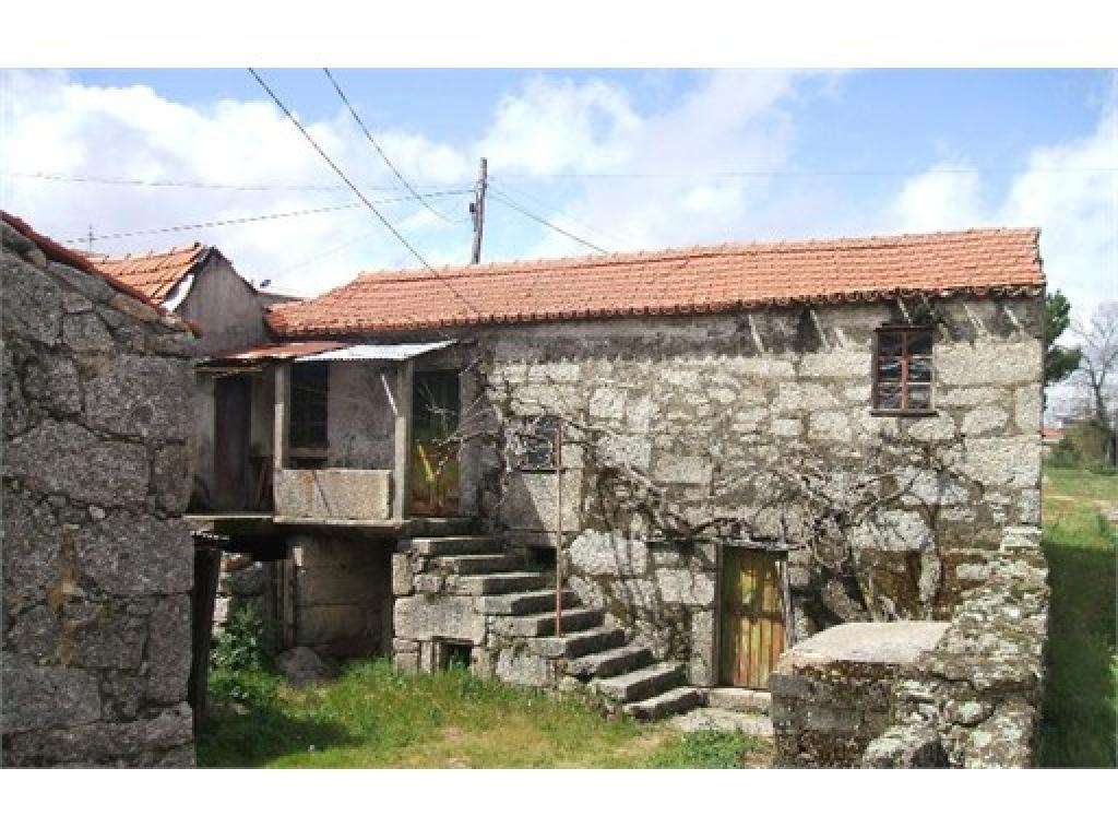 Moradia para Reconstrução em João Antão - Grande imagem: 2/4