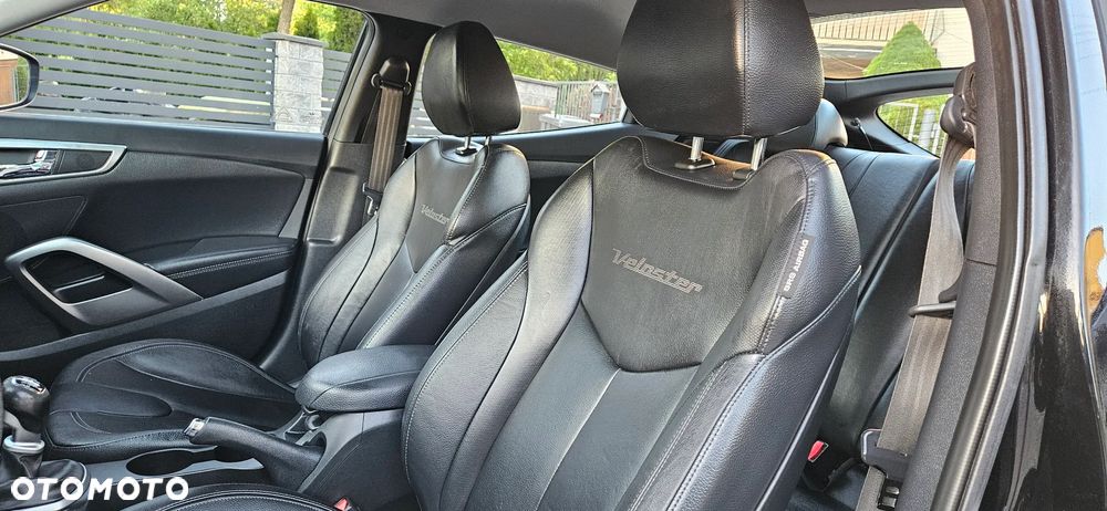 Hyundai Veloster 1.6 Premium - 18
