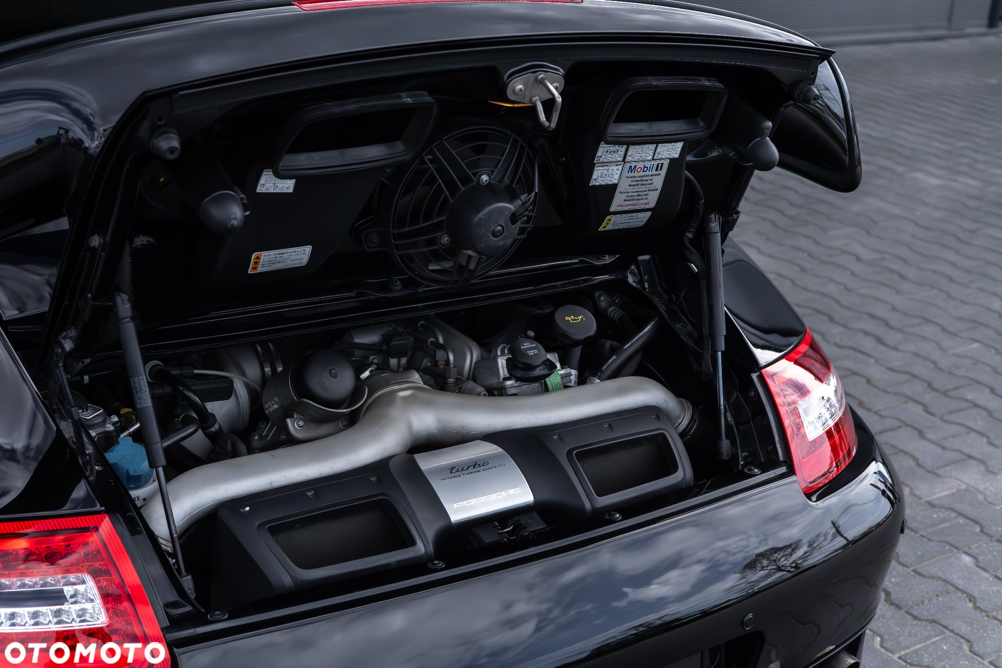 Porsche 911 Turbo Tiptronic S - 37