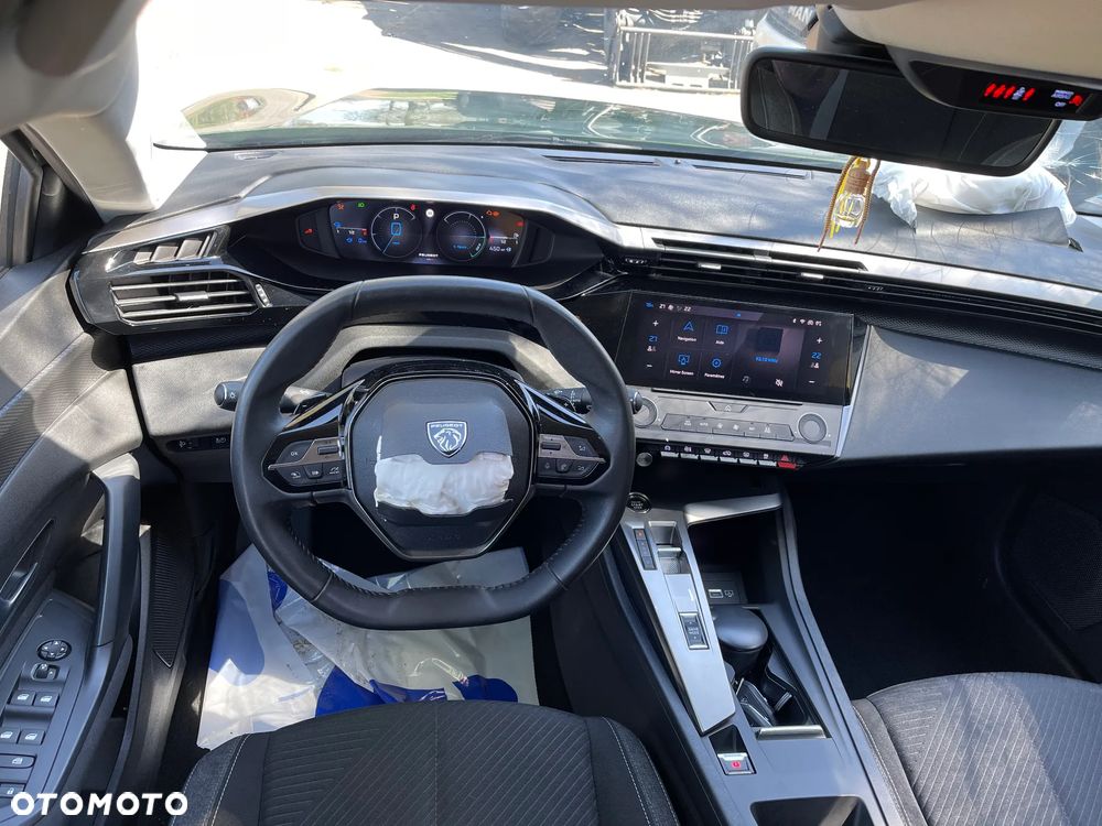 Peugeot 308 1.6 Hybrid PHEV Active Pack EAT8 - 7