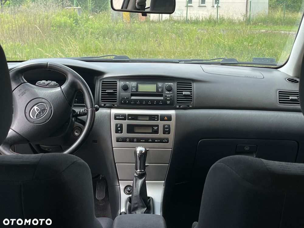 Toyota Corolla 1.8 TS - 11